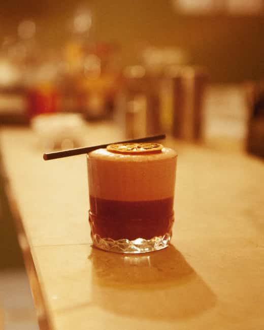 Chamonix Mont-Blanc: Cocktails and mixology workshop at the Jungle bar - Learning the Art of Cocktails with Expert Bartenders