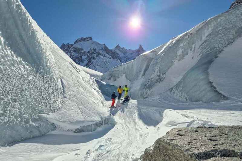 Chamonix: Off-piste skiing down the legendary Vallée Blanche - What the Tour Includes: Cable Car and Glacier Descent
