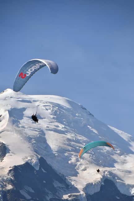 Chamonix: Paragliding over the valley - The 20-Minute Paragliding Flight from Brévent Ski Area