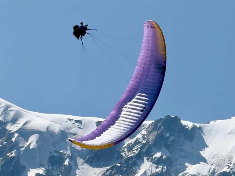 Chamonix: Tandem paragliding flight facing Mont Blanc - Key Points