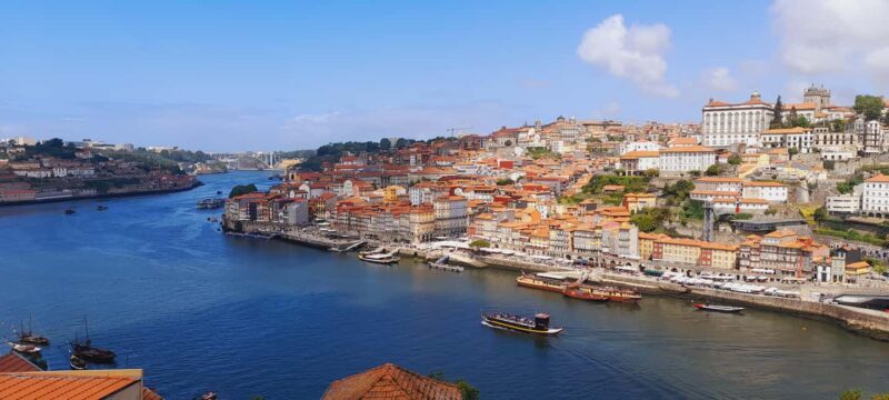 Champagne: A Sparkling Journey starting in Porto - Key Points