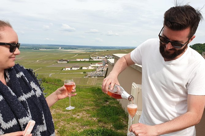 Champagne half-day tour - Highlights of the Stops: Landmarks and Vistas