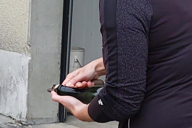 Champagne Lamiable: Make your own Champage bottle ! - Key Points