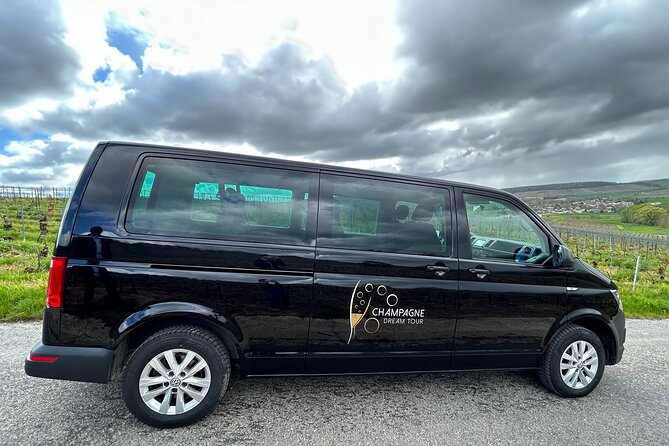 Champagne Munoz Bruneau : Half Day Visit and Tasting - The Role of the Guide in the Experience