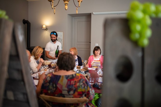 Champagne Tasting Class and Lunch near Epernay - Personalized Service and Small-Group Atmosphere