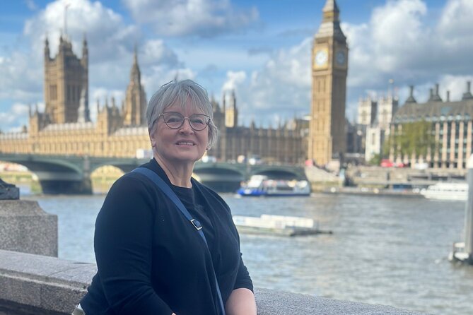Changing Of The Guard Private Black Cab Tour with Hotel Pick Up - Exploring St. James’s Palace and Marlborough House on a Royal Heritage Walk