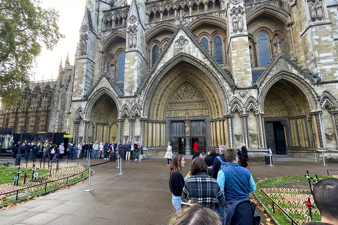 Changing of the Guard, Westminster Abbey & Tower of London Tour - London in a Day: A Concise Exploration of Iconic Sites