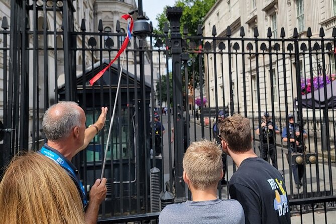 Changing of the Guard, Westminster Abbey & Tower of London Tour - Witnessing the Changing of the Guard