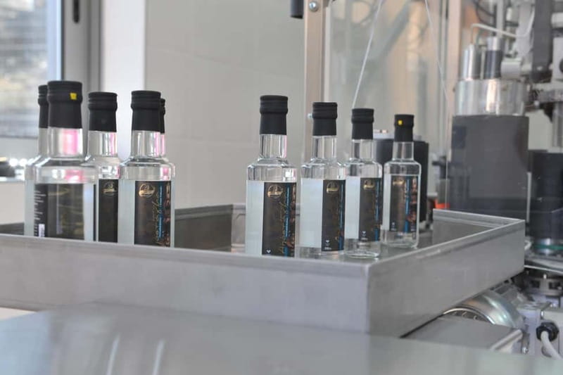 Chania: Full-Day Vineyard & Winery Private Tour w/ Tastings - Sampling Raki and Rakomelo: Unique Flavors