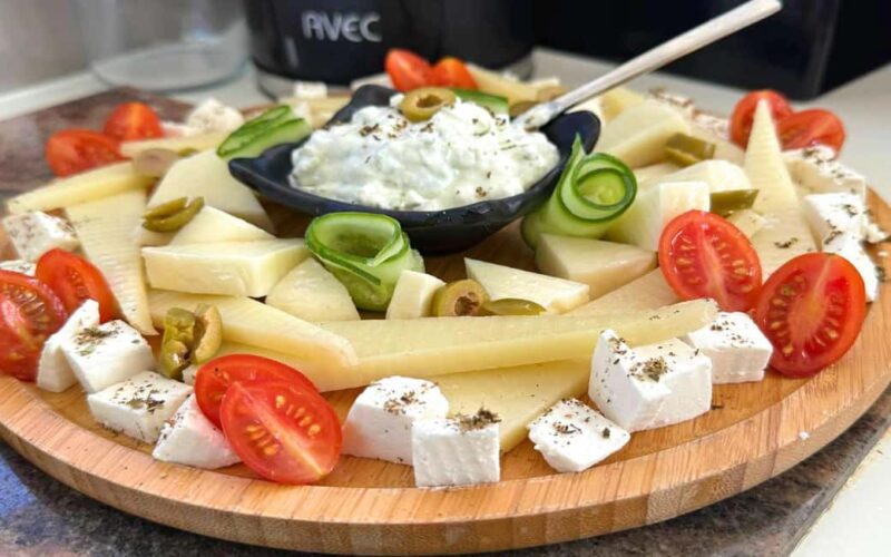 Chania Old Port: All-inclusive Catamaran Trip Agioi Theodori - Mediterranean Lunch on Board