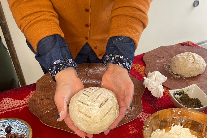 Chania Sourdough Bread Baking Class Olive Oil Tasting - Tasting and Pairing the Bread with Olive Oil and Local Wine