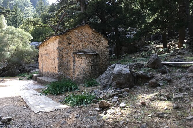 Chania White Mountains Private Tour: From Sea to Summit! - Reaching the Peak at 1600 Meters