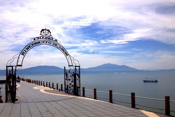 Chapala Lake & Ajijic Tour with "Tres Potrillos Ranch" - From Guadalajara to Rancho Los 3 Potrillos and the Lakeside Villages