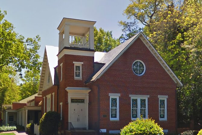 Chapel Hill Historic Churches History and Architecture Tour - Exploring Chapel Hill’s Most Beautiful Churches