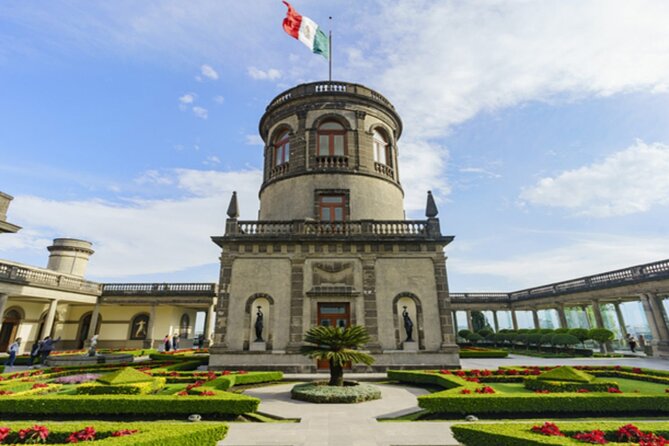 Chapultepec Castle and Anthropology Tour, starting from CDMX - The Return Journey and Reflection at Hemiciclo a Juarez