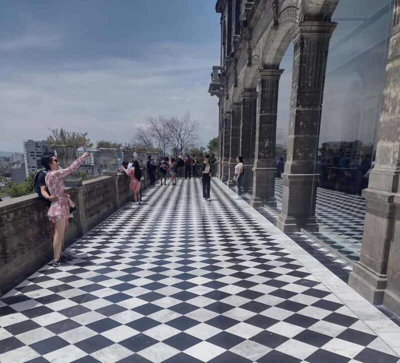 Chapultepec Castle Guided Tour - Uncovering the Murals of Siqueiros and O’Gorman