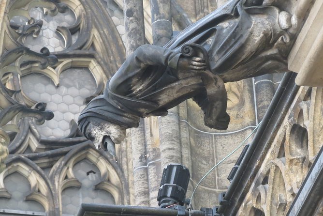 Charles Bridge and Prague Castle Walking Tour - Expert Guides with Engaging Storytelling