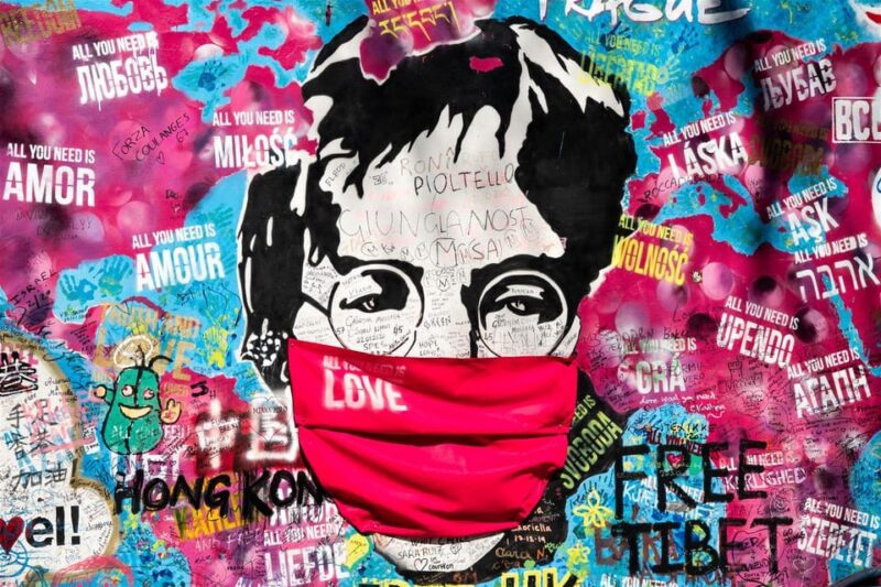 Charles Bridge & Lesser Town Walking Tour - Pacing, Accessibility, and Weather Considerations