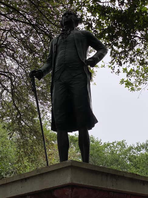 Charleston: Beauty & Tragedy Historic Walking Tour - Tales of Pirates, War, and Revenge