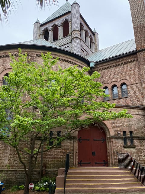 Charleston: Beauty & Tragedy Historic Walking Tour - Practical Tips for Visitors