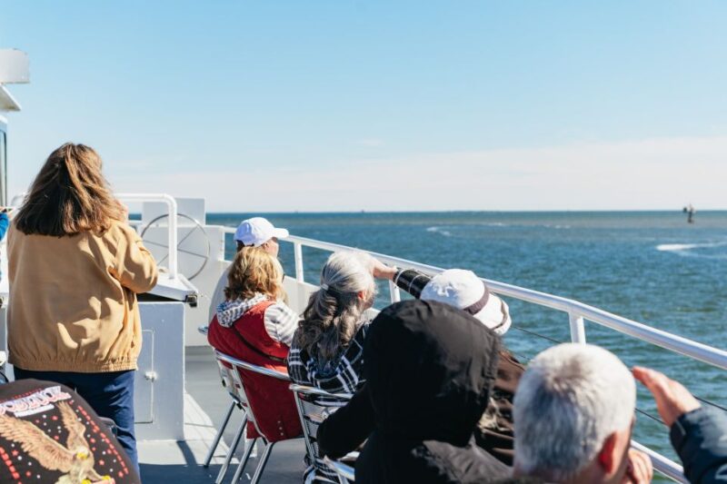 Charleston: Daytime or Sunset Historic Harbor Cruise - Food, Drinks, and Onboard Amenities