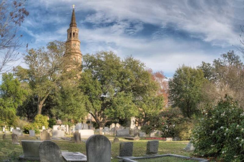 Charleston: Family-Friendly Ghostly Tales Walking Tour - The Guide’s Unique Storytelling Style