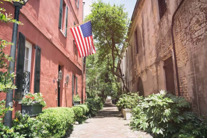 Charleston: French Quarter Guided Walk - Exploring Charleston’s French Huguenot Heritage