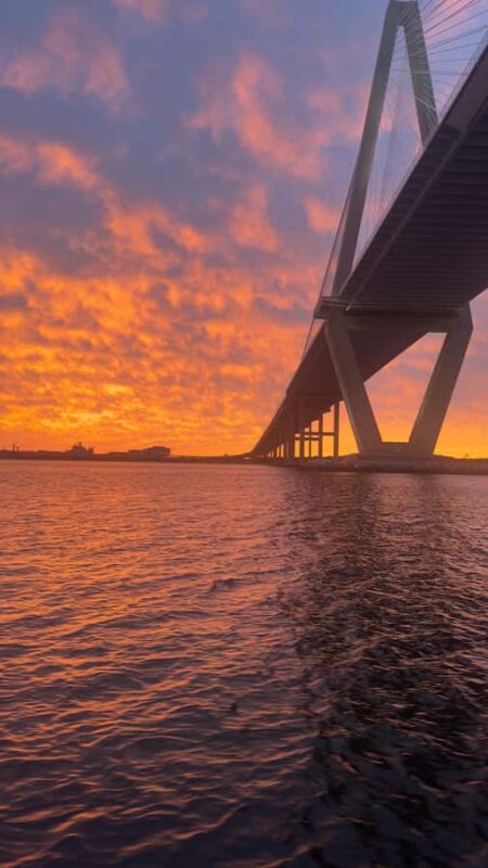 Charleston: Harbor Sunset Cruise from Shem Creek - Music - The Perfect Sunset Setting Over Charleston Harbour