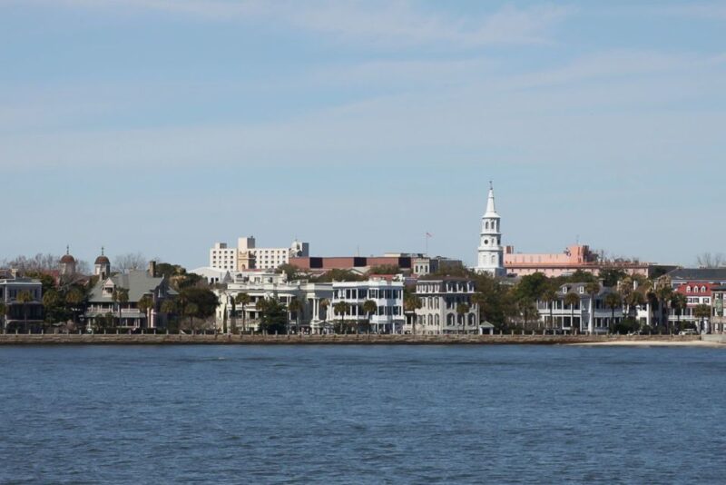 Charleston: Historic City Tour and Harbor Cruise - Discover Charlestons Landmarks and Harbor Views in One Tour