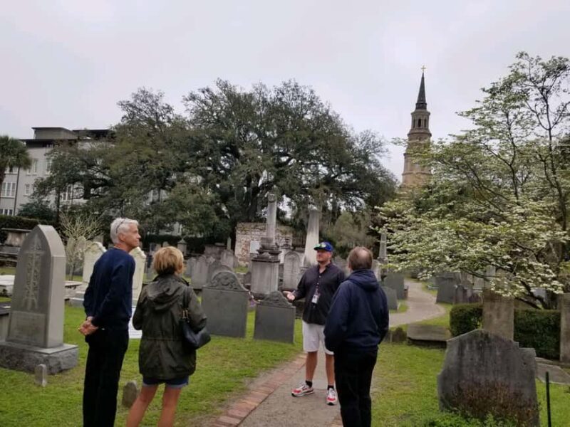 Charleston History Tour-Small Groups Only-History & Alleys - What You’ll Learn: Impactful Stories from Charleston’s Past