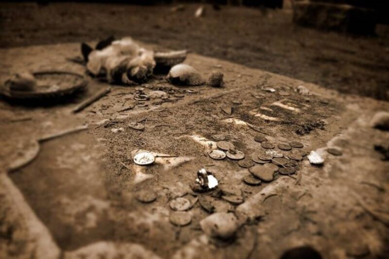 Charleston: Myths & Monsters Paranormal History Walking Tour - Journey Through Charleston’s Mythical Past