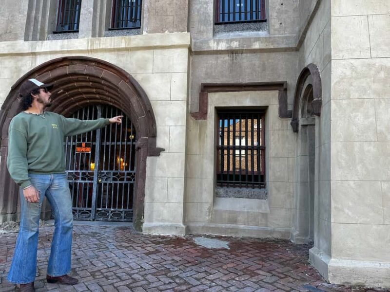 Charleston: Pirates and Ghosts Guided Walking Tour - Discover Charleston’s Pirate and Ghost Stories in a 2-Hour Guided Walk