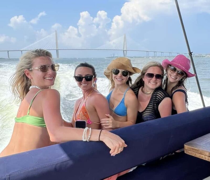 Charleston: Private Yacht Charter - Convenient Meeting Point and Easy Access