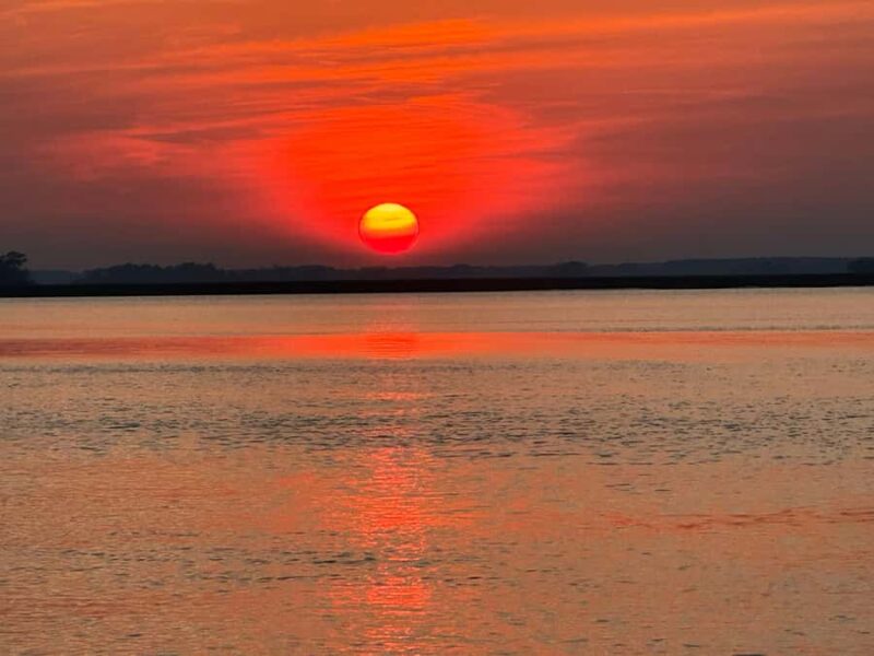 Charleston, SC: Folly Beach Private Sunset & Dolphin Cruise - Logistics, Accessibility, and Suitability