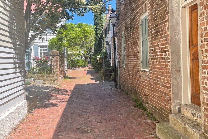 Charleston Self Guided Walking Tour - The Flexibility and Ease of Use of the Mobile Tour App