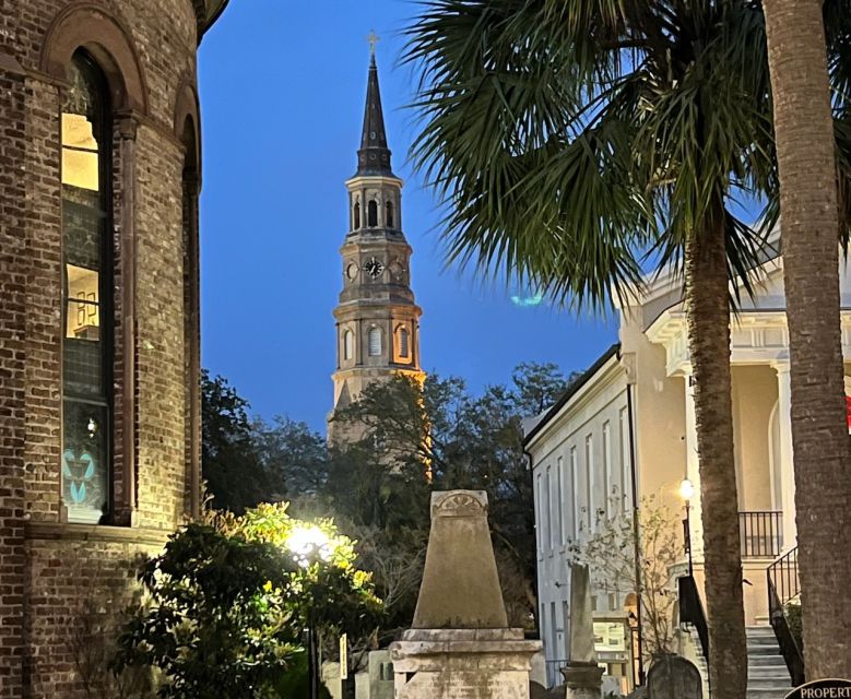 Charleston: Small-Group Ghost Walking Tour at Night - The Experience of the Ghostly Walk