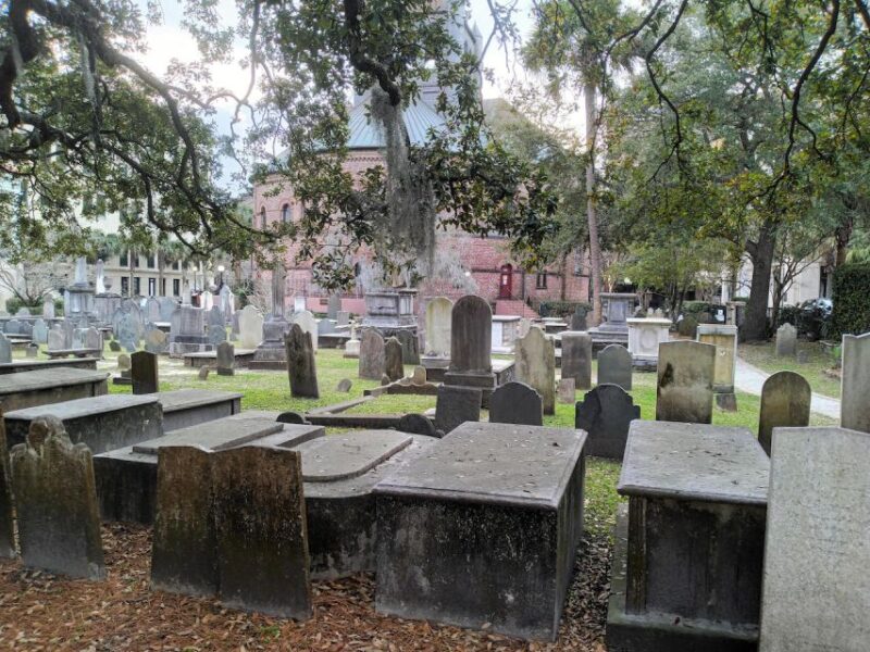 Charleston: Small-Group Ghost Walking Tour at Night - Logistics: Meeting Point and Accessibility
