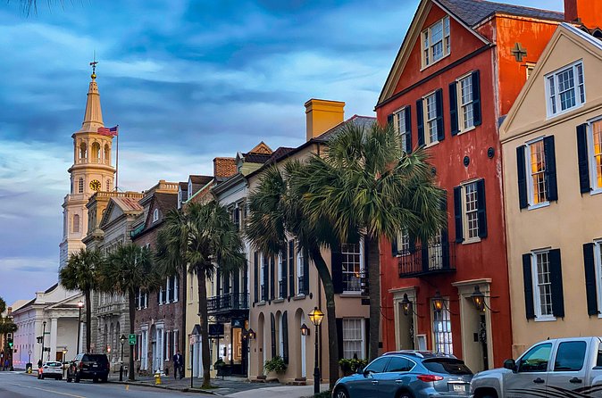 Charleston Style VIP Tour - Relaxing at Charleston Waterfront Park