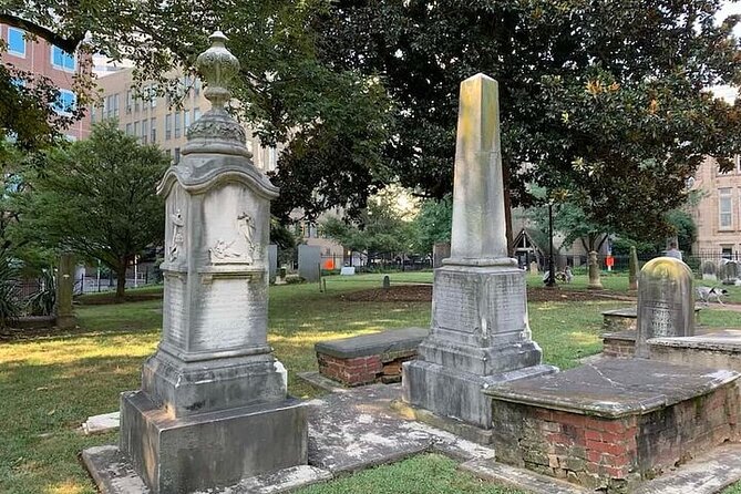 Charlotte's Only Southern Charm Haunted/True Crime Bus Tour - The Ghostly Past of Rí Rá Irish Pub