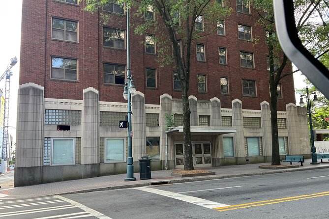 Charlotte's Ultimate Southern Charm Historical City Bus Tour - Why This Tour Stands Out in Charlotte