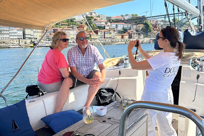 Charm cruise in Porto with wine tasting - Exploring the River’s Crystal Garden and Rosa Mota Pavilion