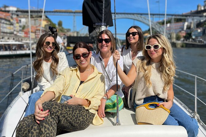 Charming tour of the Douro on a shared sailboat for up to 8 people - The Meeting Point and Accessibility