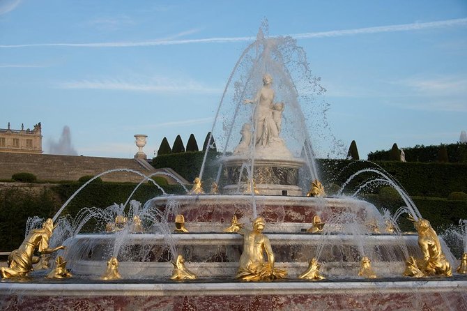 Chartres and Versailles Private Full-day tour - Seamless Private Transportation and Expert Guidance
