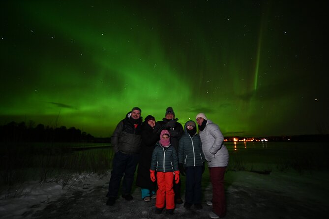 Chasing the auroras guaranteed tour with professional photography - The Experience of Small Group Aurora Hunting