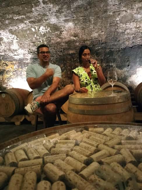 Châteauneuf-du-Pape: Exclusive Private Tour for Connoisseurs - Customizable Itinerary for a Personal Touch
