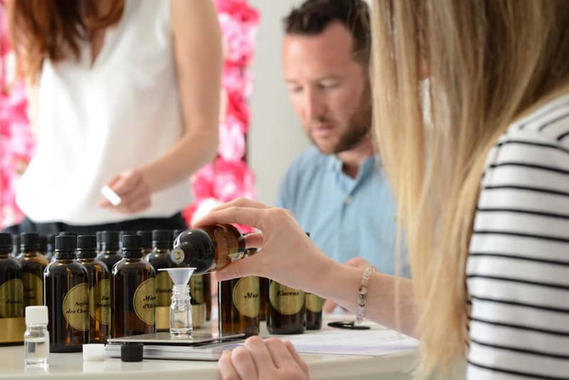 Châtelaillon-Plage and surroundings: Perfume creation workshop - Discover the Personalized Perfume Workshop in Châtelaillon-Plage