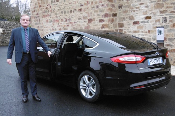 Chauffered driven car for one or several days (Rent minimum of 8 hours with a maximum of 25 kms per hour) - Booking and Availability for Your France Trip