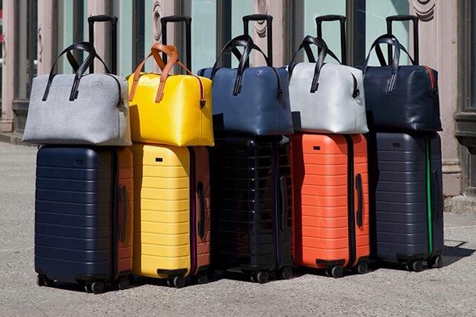 Chauffeur Limo Transfer Services from Heathrow Airport To London - Included Perks: Water, WiFi, and Parking Fees