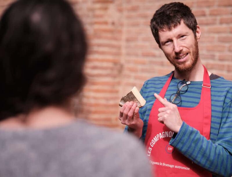 Cheese food-tour through the city center of Toulouse - Behind the Scenes with a French Cheesemonger and Cheesemaker