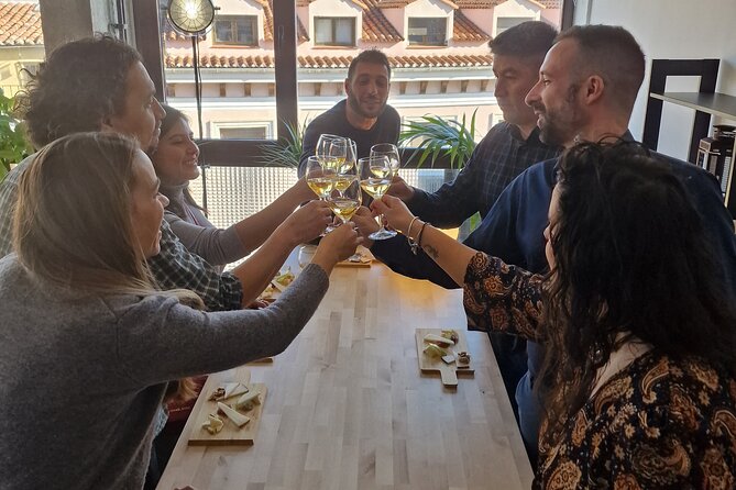 Cheese Tasting with Wine Pairing in Central Madrid - Whats Included in the Experience